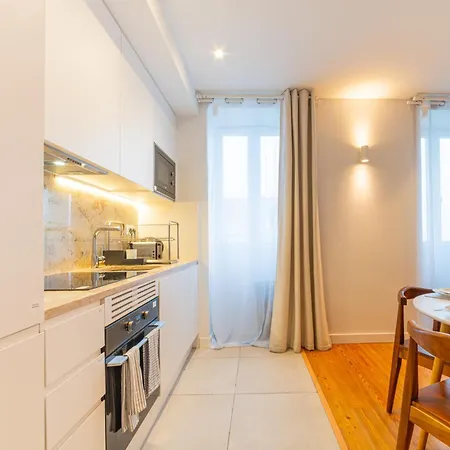 Prime Living - Maria Pia Daire Lisboa